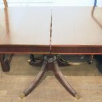 263 1072 DINING TABLE